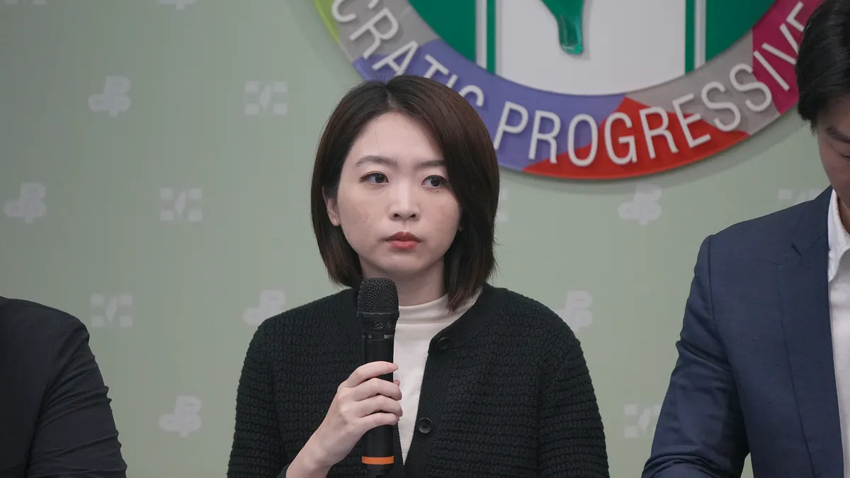 民進黨發言人韓瑩強調,民進黨反對任何企圖透過修法自肥、犧牲助理工作權益的行為。(資料照,民進黨提供) 民進黨發言人韓瑩強調,民進黨反對任何企圖透過修法自肥、犧牲助理工作權益的行為。(資料照,民進黨提供)