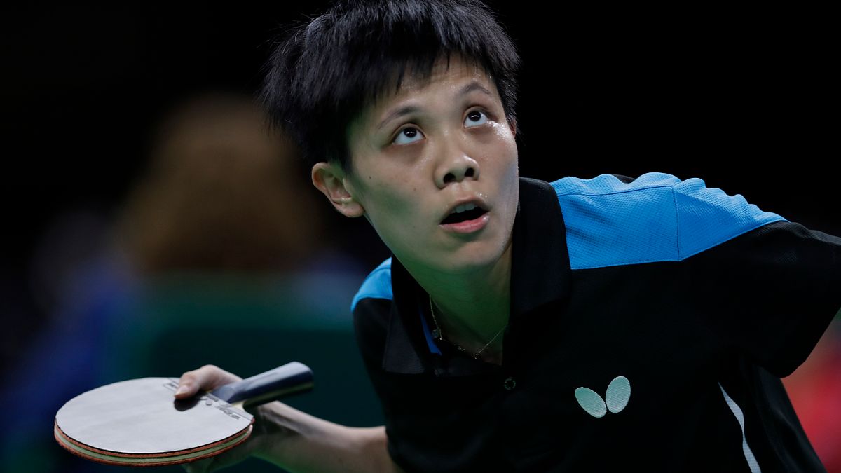 台灣女將鄭怡靜在女單第3輪和白俄羅斯的帕芙洛維奇捉對廝殺。(美聯社) 台灣女將鄭怡靜在女單第3輪和白俄羅斯的帕芙洛維奇捉對廝殺。(美聯社)