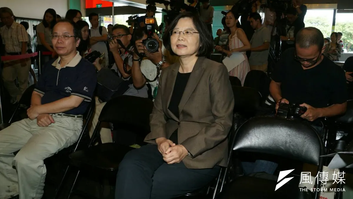 民進黨總統參選人蔡英文允諾,若明年執政,會優先檢討陽明大學附設醫院蘭陽園區案,滿足宜蘭地區的醫療需求。(蘇仲泓攝)