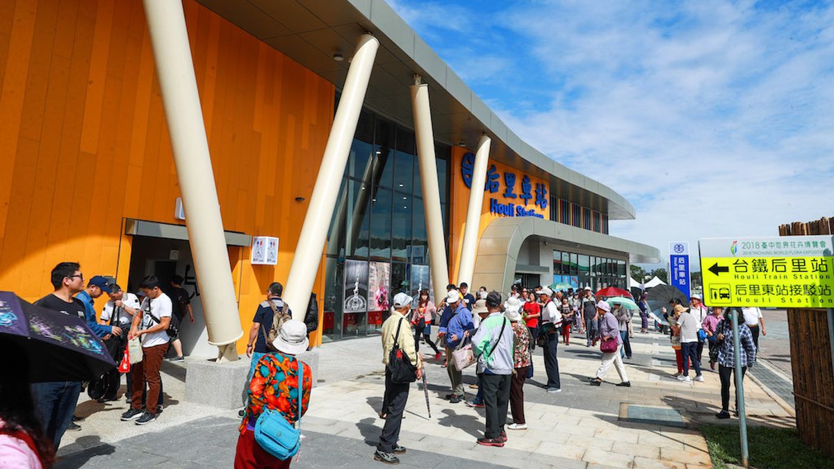 台中市府交通局提醒民眾,元旦連續假日到花博園區,請善加利用大眾運輸工具以避免塞車之苦。(圖/台中市政府提供) 台中市府交通局提醒民眾,元旦連續假日到花博園區,請善加利用大眾運輸工具以避免塞車之苦。(圖/台中市政府提供)