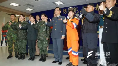 今年新增營隊,在這個營隊中將讓參與的學生體驗有關導彈攔截、網軍實作以及無人飛行載具等裝備製造原理。(蘇仲泓攝)