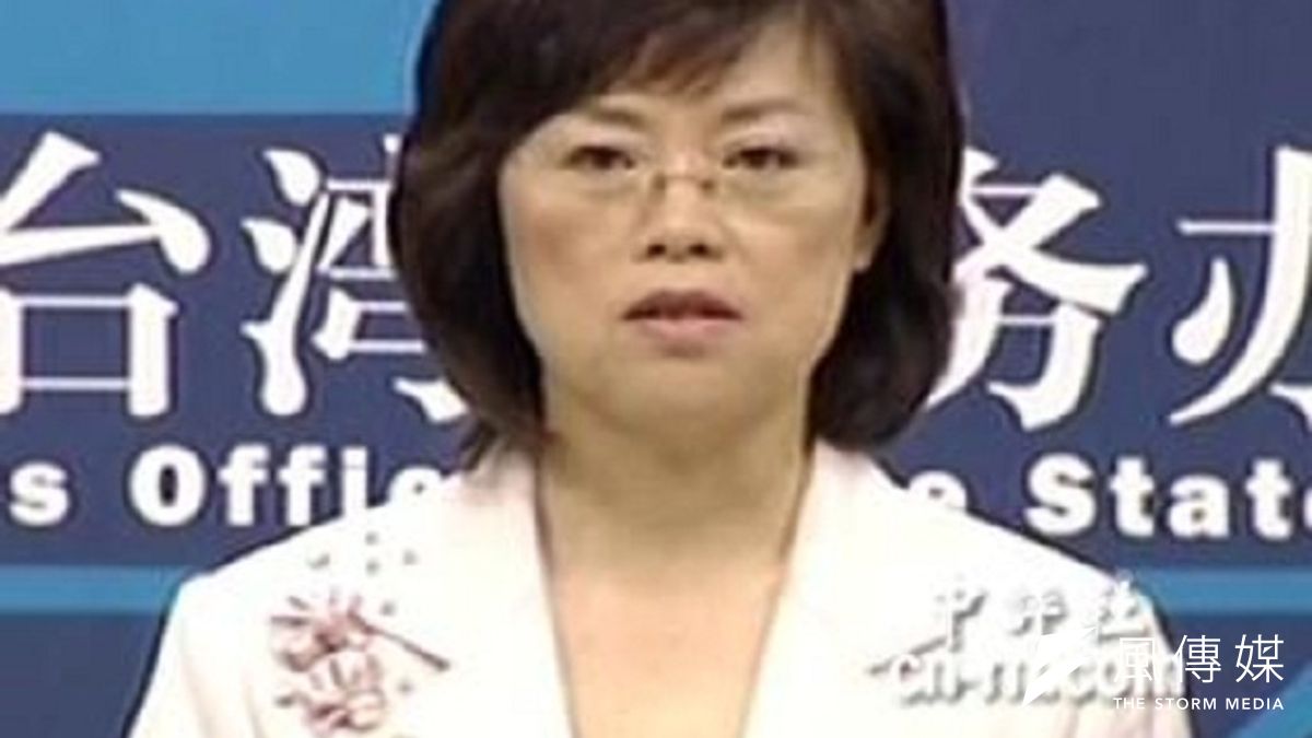 國台辦發言人范麗青「指責」台灣不應對香港問題說三道四,馬政府卻軟弱回應。(中評社0 國台辦發言人范麗青「指責」台灣不應對香港問題說三道四,馬政府卻軟弱回應。(中評社0