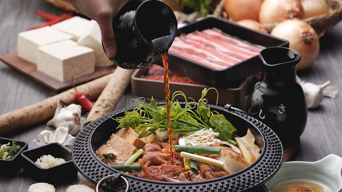 你心目中第一名的壽喜燒是哪一家店呢?(圖/取自MO MO PARADISE臉書專頁) 你心目中第一名的壽喜燒是哪一家店呢?(圖/取自MO MO PARADISE臉書專頁)