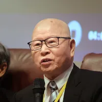民進党元主席の許信良氏、1990年代のように憲法改正で問題を解決することは、難易度が高く代償も大きいため不可能だと指摘した。(柯承恵撮影) 民進党元主席の許信良氏、1990年代のように憲法改正で問題を解決することは、難易度が高く代償も大きいため不可能だと指摘した。(柯承恵撮影)