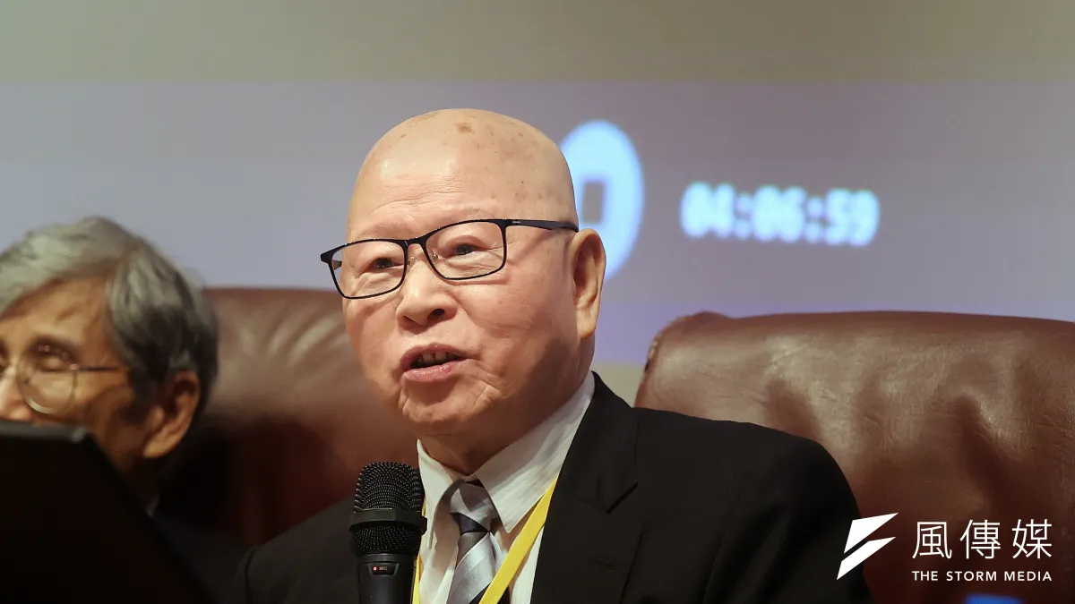 前民進黨主席許信良在與談時指出,今天已經不可能像1990年代那樣修改憲法條文來解決問題,因為難度高、成本也大,「我現在要提出,現在不是馬基維利時刻,應該是大和解時刻」。(柯承惠攝)