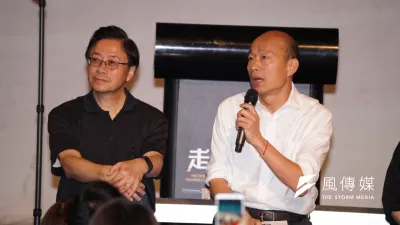韓陣營一開始將朱立倫列為副手第一順位人選,但朱立倫卻一再表示「這是不存在的事」形同婉拒,最後由張善政(左)出線。(資料照,盧逸峰攝)