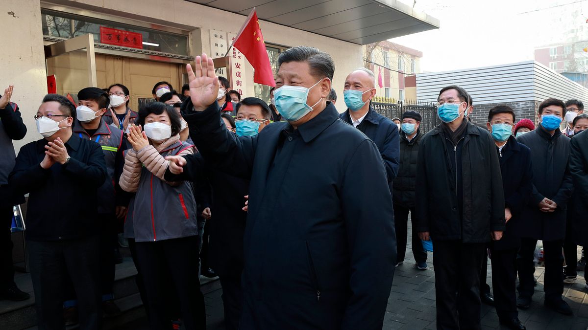 習近平的權力已在中國全面滲透,連疫情都難以動搖。圖為2月10日他巡視北京防疫工作。(AP) 習近平的權力已在中國全面滲透,連疫情都難以動搖。圖為2月10日他巡視北京防疫工作。(AP)