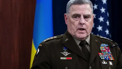 2022年11月,美國將軍馬克·米利(Mark Milley)對烏克蘭重新奪回克里米亞表示質疑。