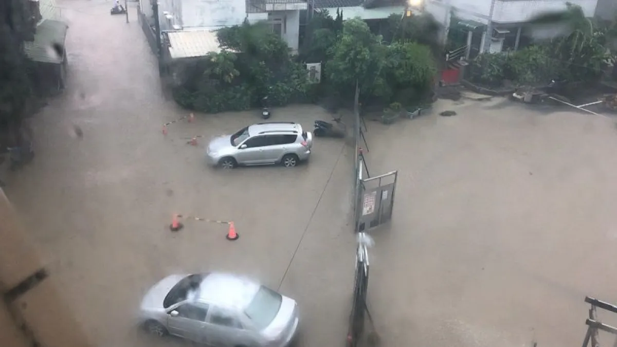 七月初,彰化暴雨成災。(作者提供)