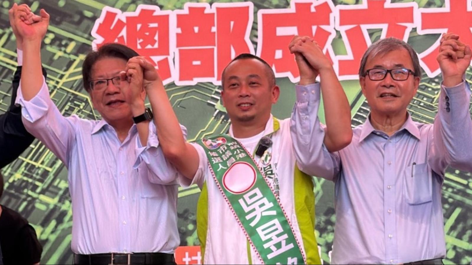 破千人相挺吳昱鋒成立競總!潘孟安讚青年接棒、鄭英耀肯定科技戰力