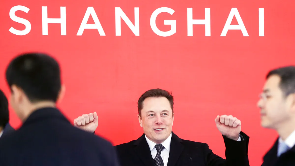 2019年1月7日,馬斯克參加上海工廠開幕式。(美聯社)