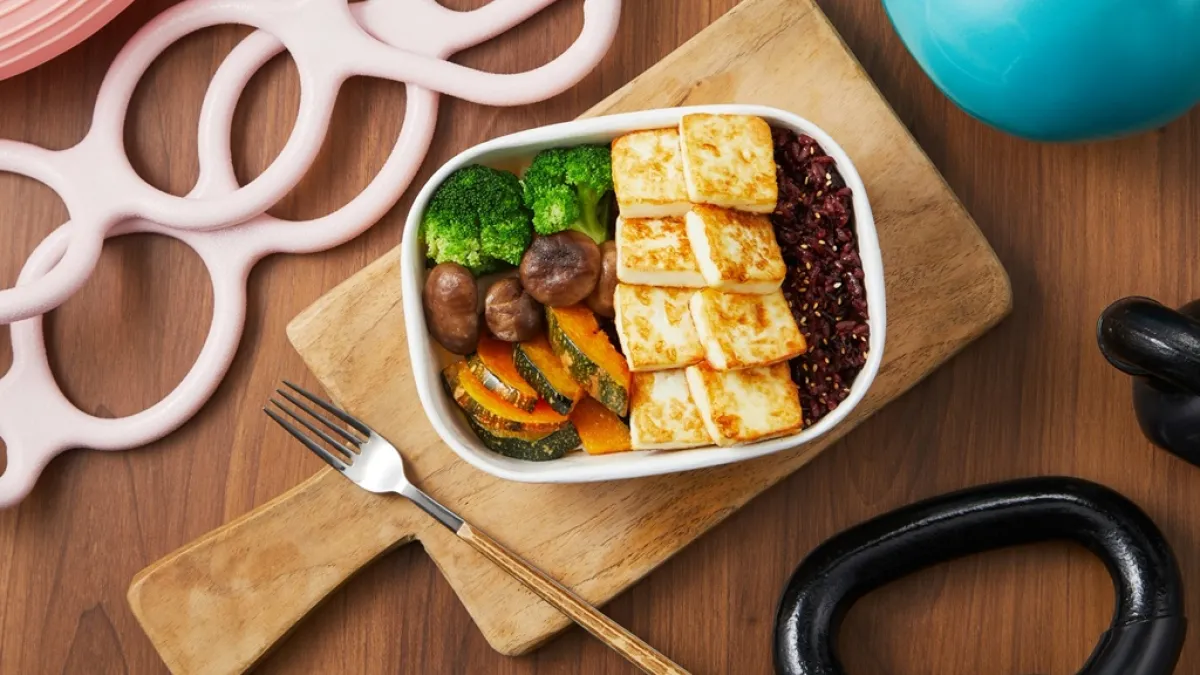 百搭料理的「片狀蛋白質」正逐漸成為傳統水煮蛋之外,備餐族與飲控族的新寵兒。(圖/勤億蛋品科技提供)