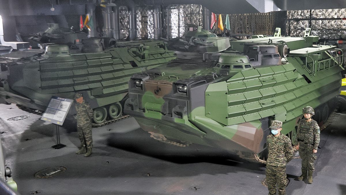 幕後》台灣反攻殺器AAV7掃雷車 背後藏國軍不能說的秘密