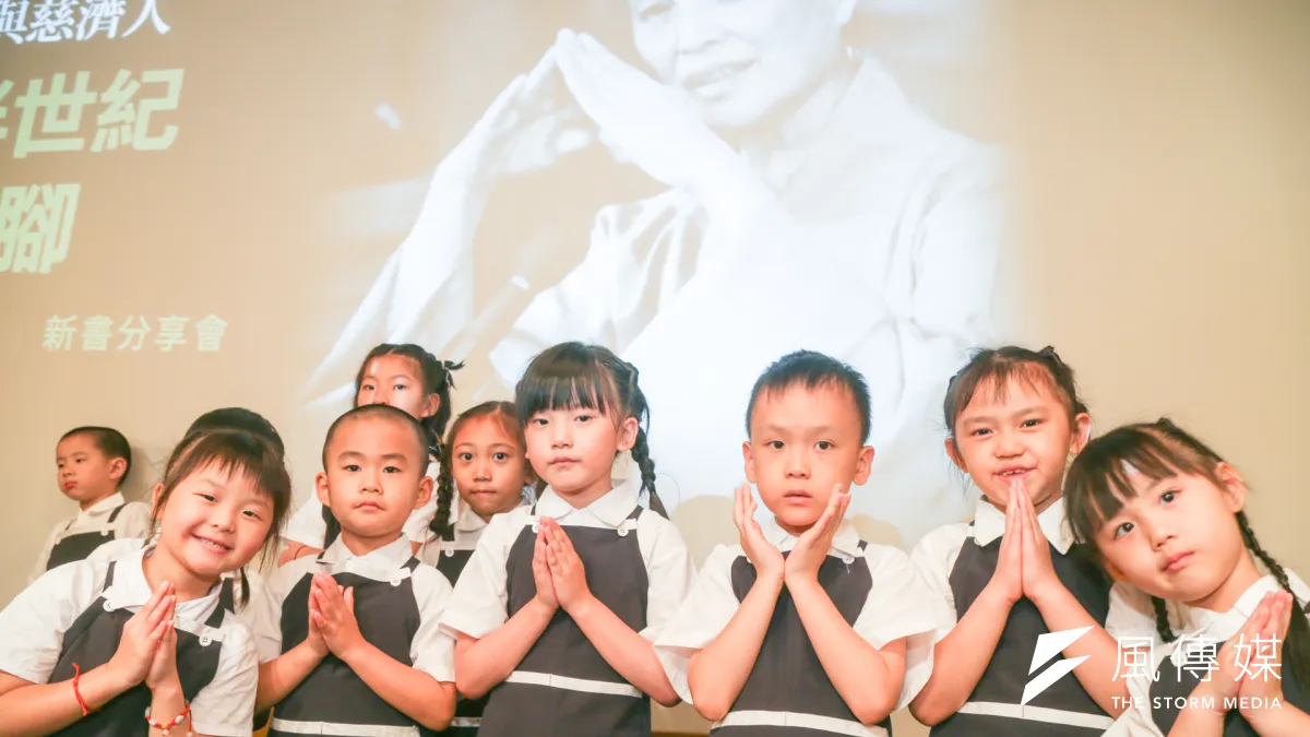 慈濟功德會成立50周年,慈濟精神仍在傳承與延續。(陳明仁攝)