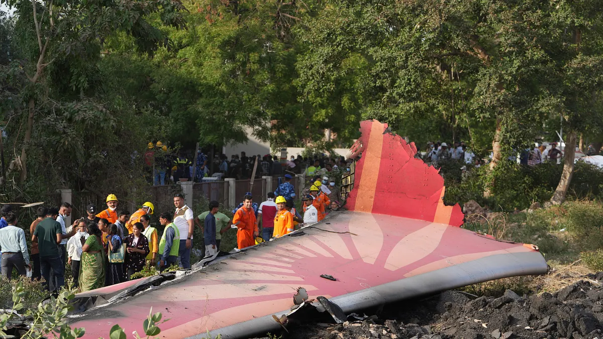 2025年6月13日、インド航空事故の残骸。(AP通信) 2025年6月13日、インド航空事故の残骸。(AP通信)