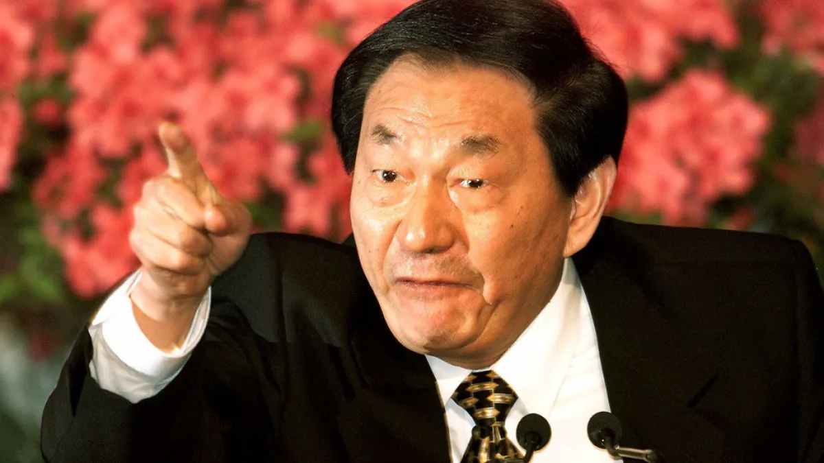 薄瓜瓜发文悼念朱镕基 引发海外华人热议