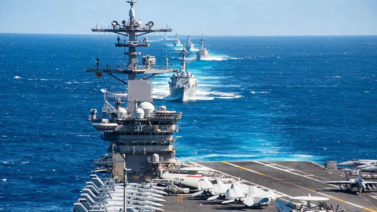 アメリカの《台湾関係法》は台湾有事の際の米軍の出動について明確に規定しておらず、歴代政府も曖昧な姿勢を維持してきた。しかし、新版NDSには「米軍介入」が仮想シナリオとして含まれ、北京が軍事圧力を加える場合、ワシントンは軍備の配備を強化するだけでなく、解放軍の台湾制圧を直接的に阻止する行動を取ることを意味している。(写真/公式フェイスブック提供) アメリカの《台湾関係法》は台湾有事の際の米軍の出動について明確に規定しておらず、歴代政府も曖昧な姿勢を維持してきた。しかし、新版NDSには「米軍介入」が仮想シナリオとして含まれ、北京が軍事圧力を加える場合、ワシントンは軍備の配備を強化するだけでなく、解放軍の台湾制圧を直接的に阻止する行動を取ることを意味している。(写真/公式フェイスブック提供)