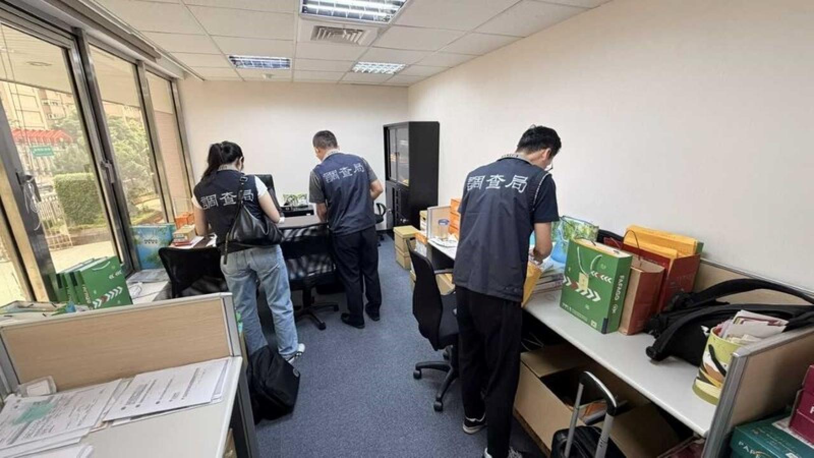 中國非法挖角台灣半導體人才!檢調動員逾300人搜索64處 偵破17家知名中企在台公司