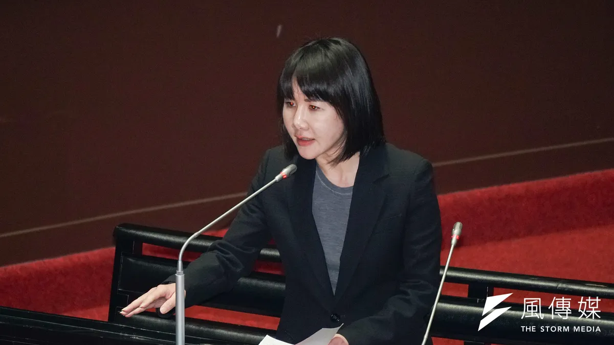 國民黨立委謝衣鳳宣布投入國民黨彰化縣長初選。(蔡親傑攝) 國民黨立委謝衣鳳宣布投入國民黨彰化縣長初選。(蔡親傑攝)