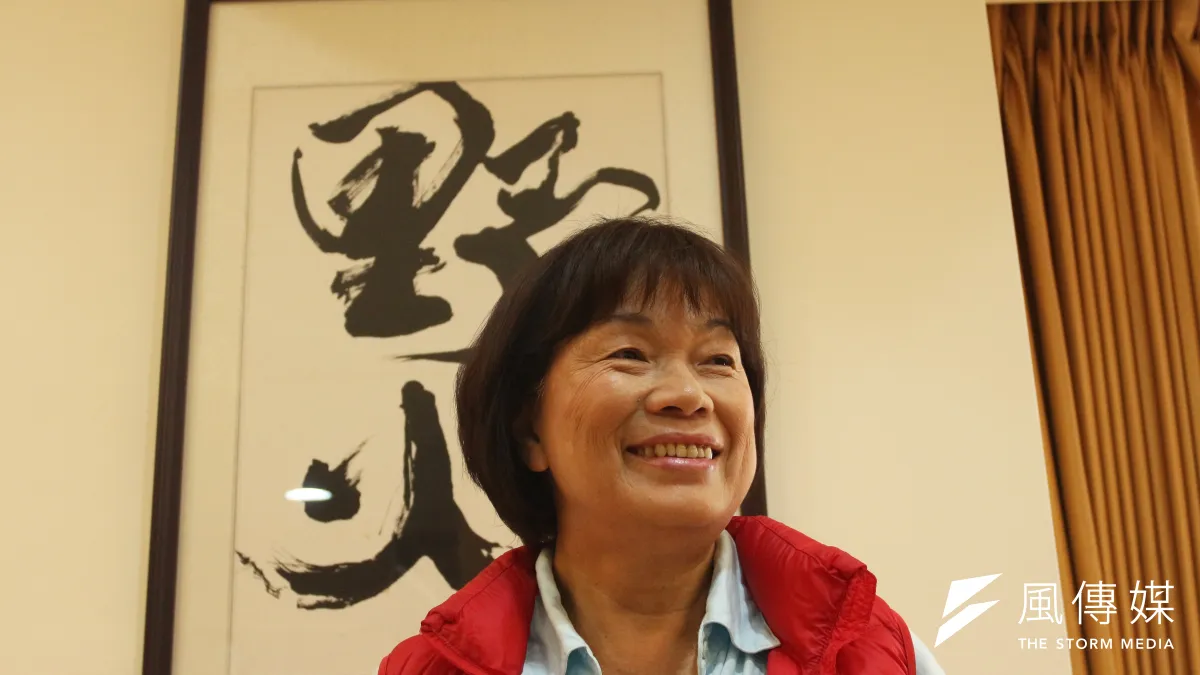 在台北市文化局長、文化部長兩度官職後,龍應台自認已經不可能再天真。(陳韡誌攝)