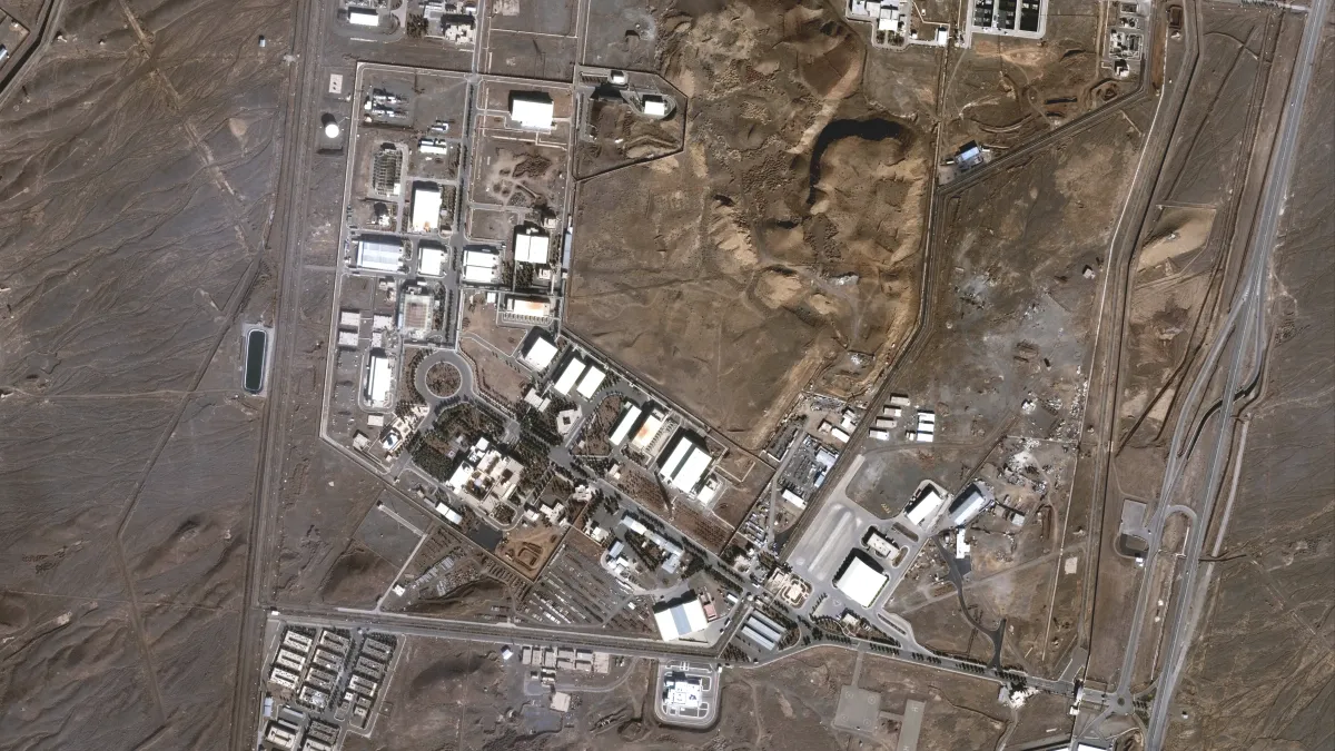 Maxar Technologies的衛星圖像顯示2025 年1月24日伊朗納坦茲核設施。(AP)