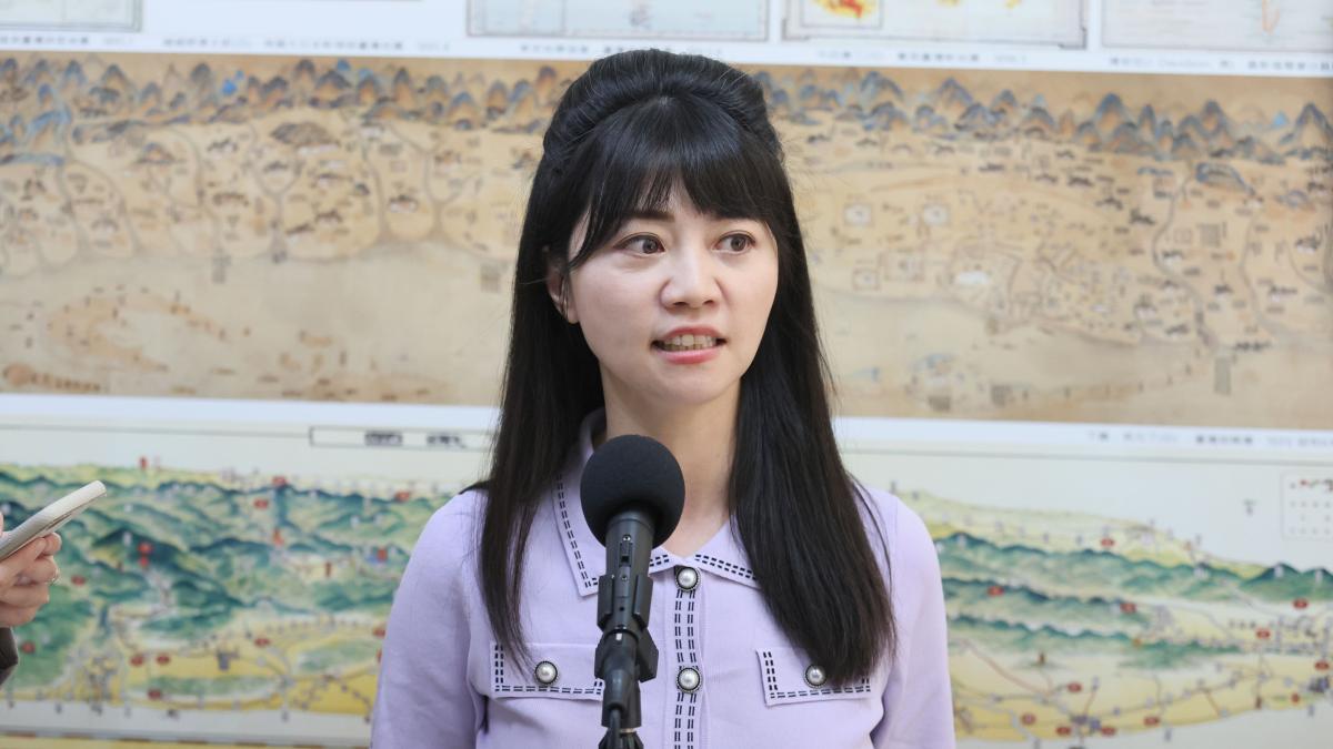 內湖水淹半個輪胎高!高嘉瑜嗆蔣萬安「只會推給雨太大」:不是帥帥出門就好