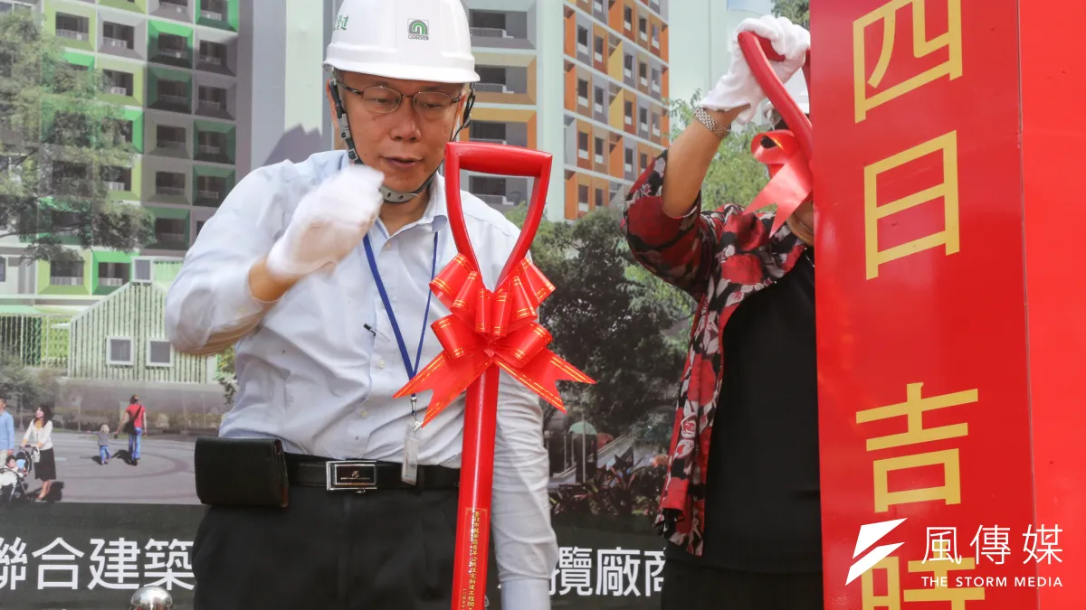 台北市長柯文哲上任後調整許多規費措施,也引來一些抱怨。(資料照片,陳明仁攝)