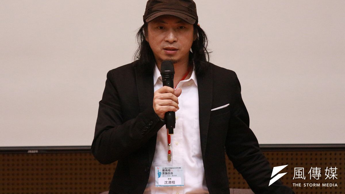 輔大哲學系副教授沈清楷感嘆,2011年剛到輔大教書時,他問學生「你知道誰是鄭南榕嗎」,班上70多個學生竟無人知道。(陳韡誌攝) 輔大哲學系副教授沈清楷感嘆,2011年剛到輔大教書時,他問學生「你知道誰是鄭南榕嗎」,班上70多個學生竟無人知道。(陳韡誌攝)