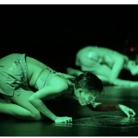 Dance Base Yokohamaが「Wings」プロジェクトを通じ阿目虎南『R/evolution(s)』のエディンバラ・フリンジ公演および渡航前公開リハーサル実施を発表。(写真/Naoshi HATORI提供) Dance Base Yokohamaが「Wings」プロジェクトを通じ阿目虎南『R/evolution(s)』のエディンバラ・フリンジ公演および渡航前公開リハーサル実施を発表。(写真/Naoshi HATORI提供)