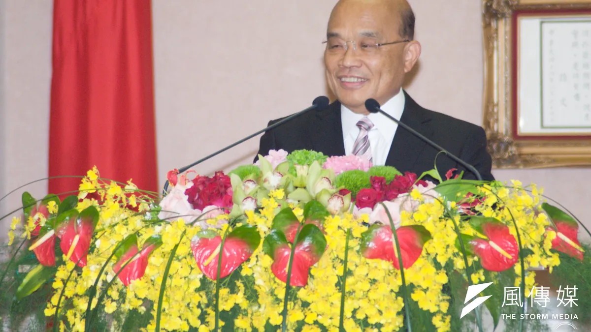 行政院長賴清德今(14)日正式將閣揆印信交給新任院長蘇貞昌。(甘岱民攝)