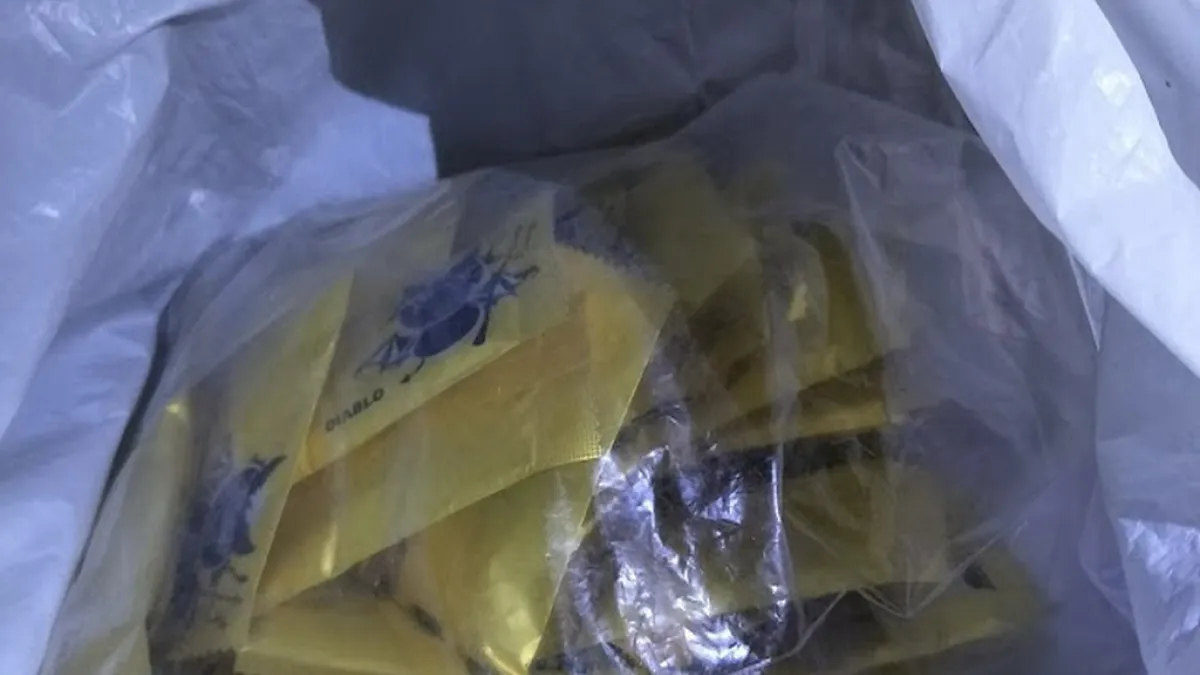 警方開槍逮毒蟲 查獲50多包毒品咖啡包