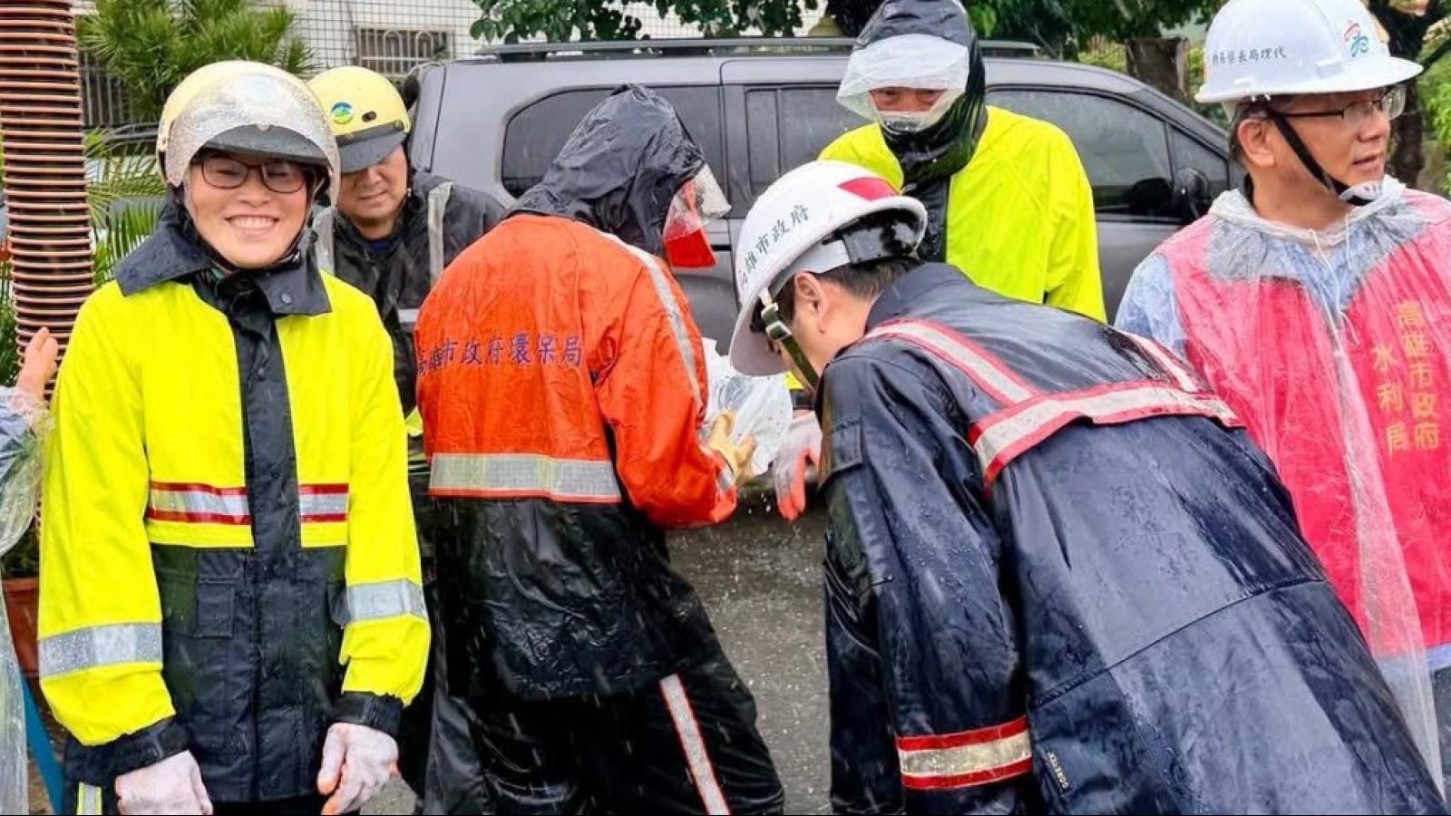 感謝中央與台中馳援高雄!陳其邁:風雨中沒有距離 盧秀燕慷慨支援抽水設備助災後復原