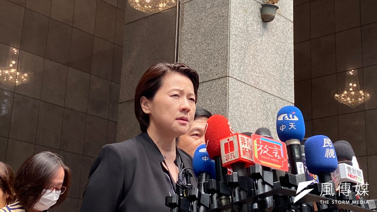 針對建管處爆發涉賄案,台北市副市長黃珊珊24日接受媒體訪問。(方炳超攝) 針對建管處爆發涉賄案,台北市副市長黃珊珊24日接受媒體訪問。(方炳超攝)