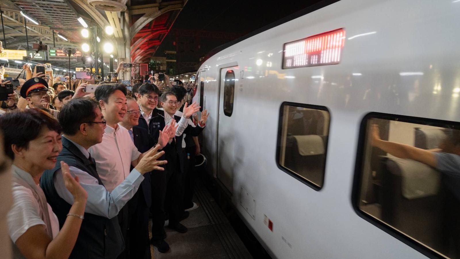 台南鐵路地下化提前通車!後續拆除至2028年底,林森站、南台南站接續推進