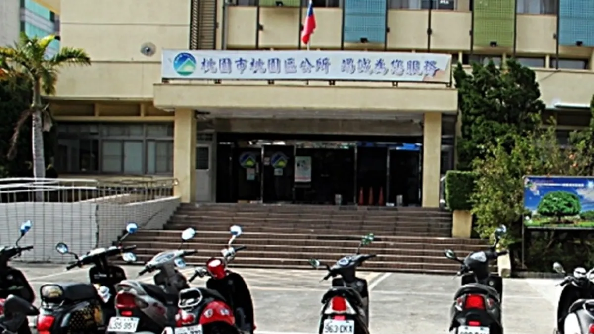 被棄養兄弟吃泡麵過年 區公所伸援手救助