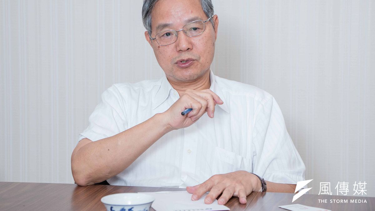 國發會主委陳添枝與媒體座談時指出,振興投資方案目前還未拍版,但目前看來政府舉債上限還有空間,因此仍會微調金額,也尚未考慮編列特別預算。(資料照,李振均攝) 國發會主委陳添枝與媒體座談時指出,振興投資方案目前還未拍版,但目前看來政府舉債上限還有空間,因此仍會微調金額,也尚未考慮編列特別預算。(資料照,李振均攝)