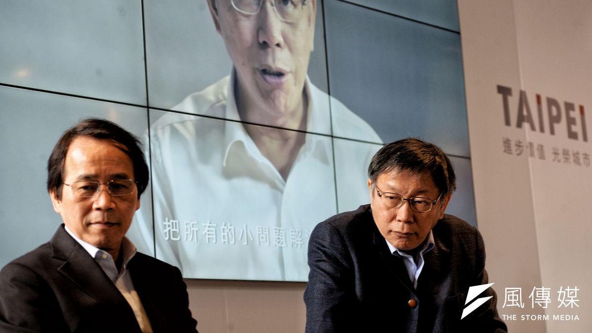 台北市長柯文哲對待媒體粗魯到竟要求所屬不得接聽記者電話。(甘岱民攝) 台北市長柯文哲對待媒體粗魯到竟要求所屬不得接聽記者電話。(甘岱民攝)