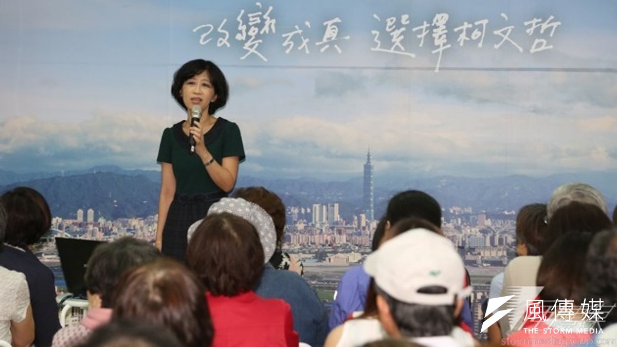 國民黨台北市長參選人連勝文夫人蔡依珊1日出馬拜票,柯文哲回應,目前沒有計畫安排陳佩琪戶外的掃街活動。(資料照片,余志偉攝) 國民黨台北市長參選人連勝文夫人蔡依珊1日出馬拜票,柯文哲回應,目前沒有計畫安排陳佩琪戶外的掃街活動。(資料照片,余志偉攝)