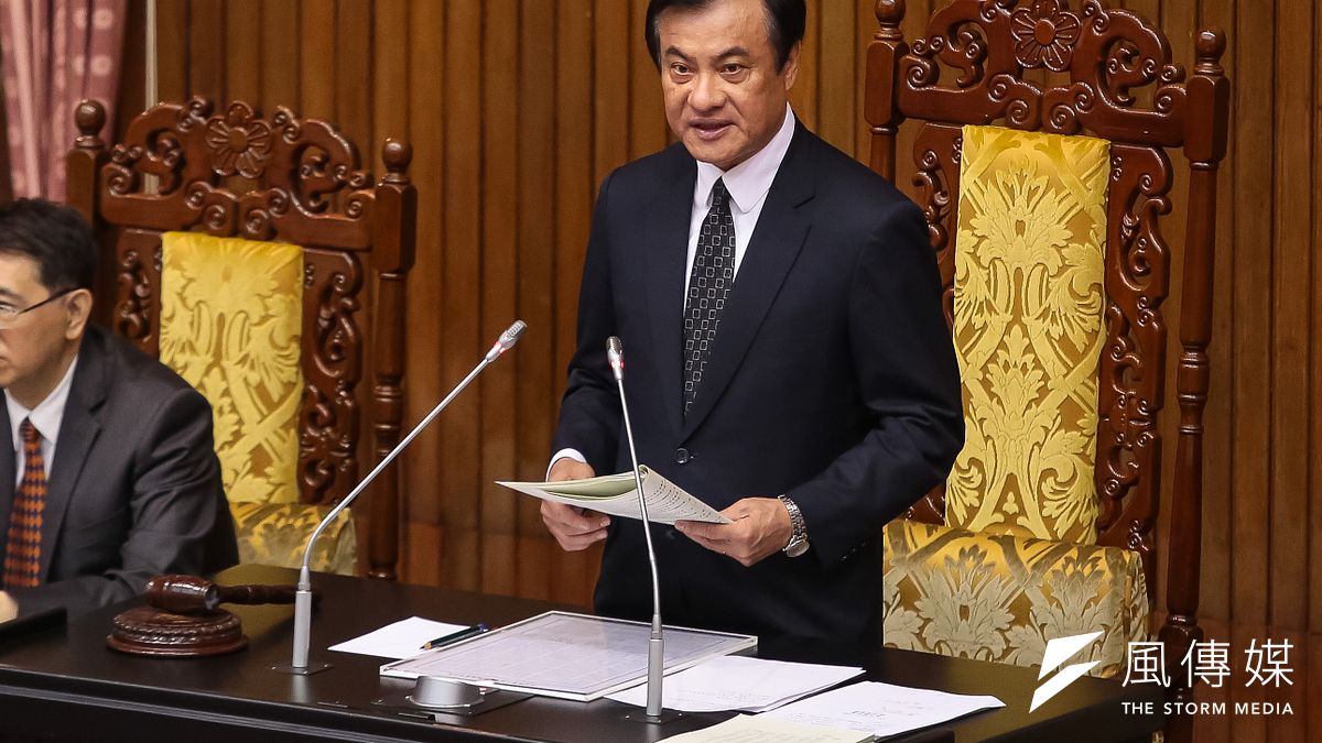 立法院長蘇嘉全在臉書貼文擦邊球挺蔡英文。(資料照片,顏麟宇攝) 立法院長蘇嘉全在臉書貼文擦邊球挺蔡英文。(資料照片,顏麟宇攝)