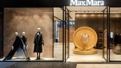 MAX MARA JACKET CIRCLE 期間限定裝置(圖片提供:Max Mara)