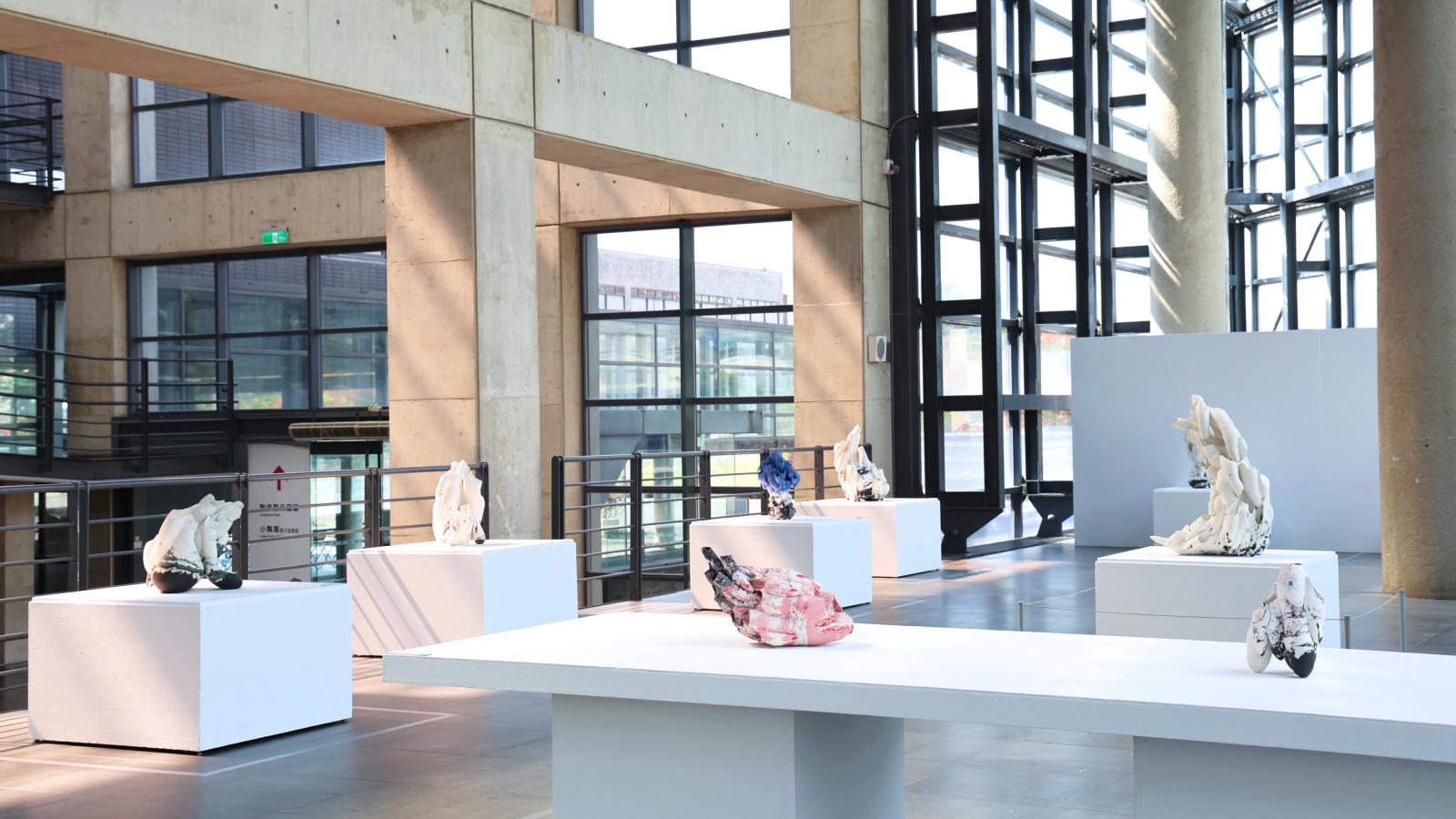 雙年展首獎個展陶博館驚豔登場 佐藤雅之用陶土刻畫鶯歌記憶