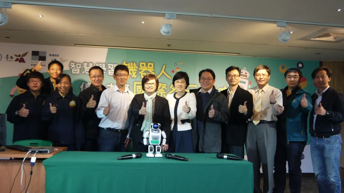 導入智慧學習機器人 南市推動英語為第二官方語