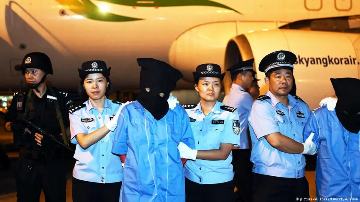 西班牙電信詐騙案219名台嫌中,3人去年被引渡中國。現在又傳有2人將遭引渡。家屬認為,200多人在西班牙未起訴被關押超過2年,有違反人權之虞,送去中國又擔心無法公平審判。台嫌回家受審之路迢迢。(DW)