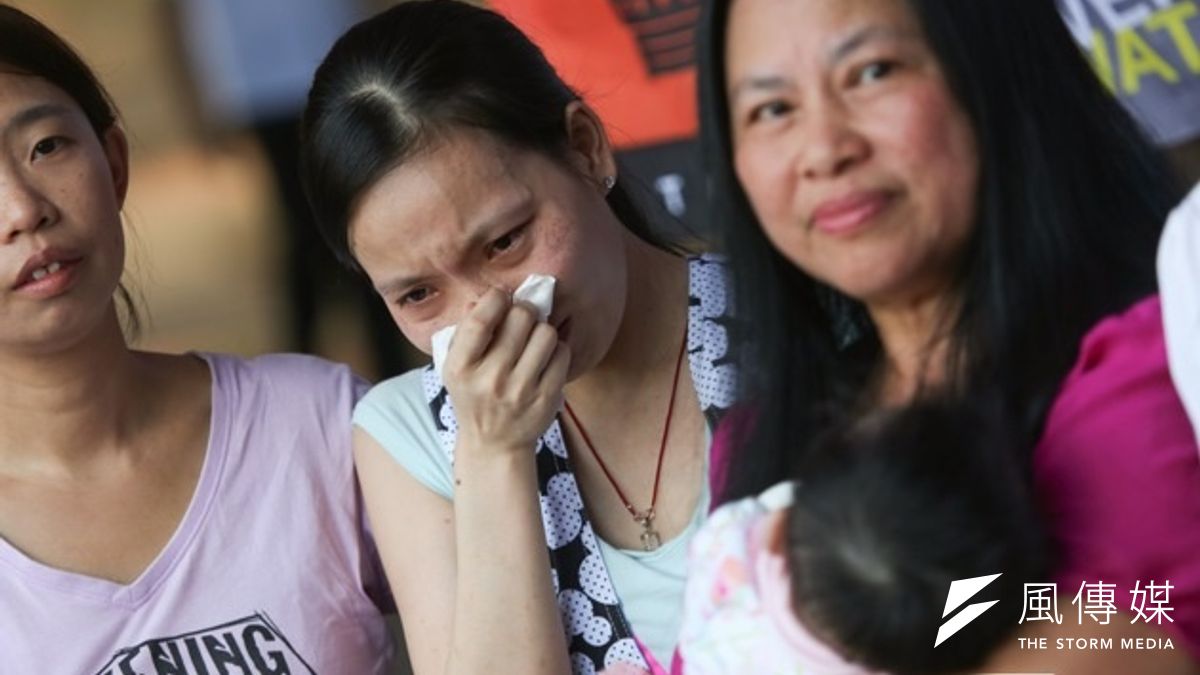 日前市府社會局竟找來內政部移民署,要求不得再轉介個案給關愛之家,並必須把現有個案轉出,人權團體怒轟北市府「天龍國好大官威」。(余志偉攝) 日前市府社會局竟找來內政部移民署,要求不得再轉介個案給關愛之家,並必須把現有個案轉出,人權團體怒轟北市府「天龍國好大官威」。(余志偉攝)