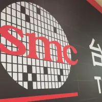 AIの恩恵が主にTSMCの株価やテック業界の賞与、政府の税収に反映されるだけなら、台湾が得るのは依然として一部に集中した繁栄にとどまる。(資料写真/柯承惠撮影) AIの恩恵が主にTSMCの株価やテック業界の賞与、政府の税収に反映されるだけなら、台湾が得るのは依然として一部に集中した繁栄にとどまる。(資料写真/柯承惠撮影)