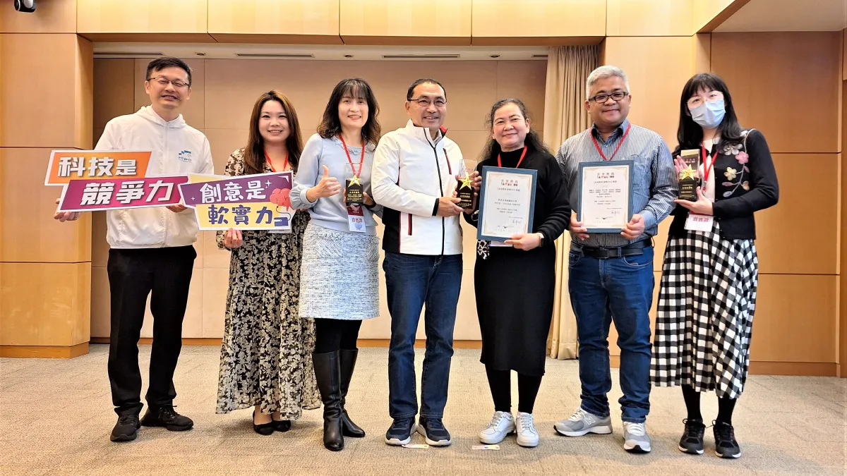 市長侯友宜強調,新北教育重視學生的多元發展與自主學習,期待孩子都能成為具備愛與關懷的世界公民。(圖/新北市教育局提供)