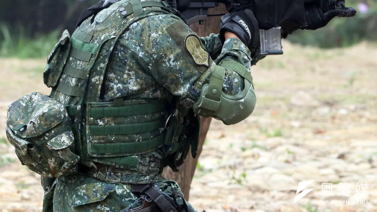 民進黨既要台獨就該恢復徵兵制。圖為陸軍高空特種勤務中隊,俗稱「涼山部隊」。(蘇仲泓攝)
