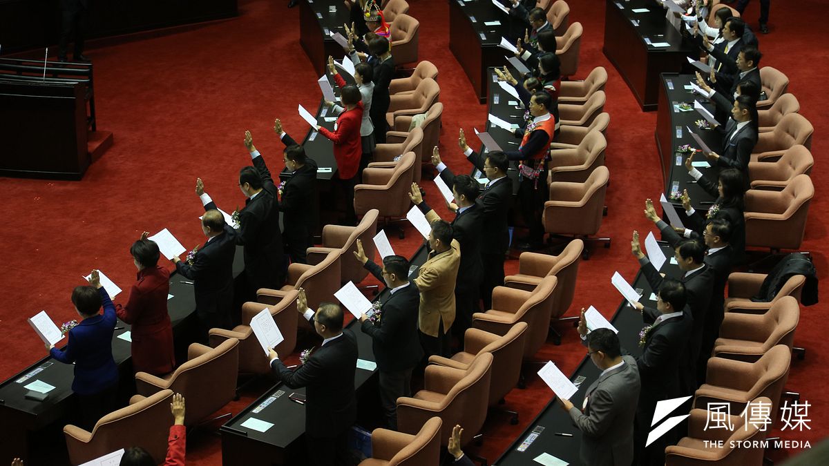 第9屆立院委員1日報到並宣誓就職。(陳明仁攝) 第9屆立院委員1日報到並宣誓就職。(陳明仁攝)