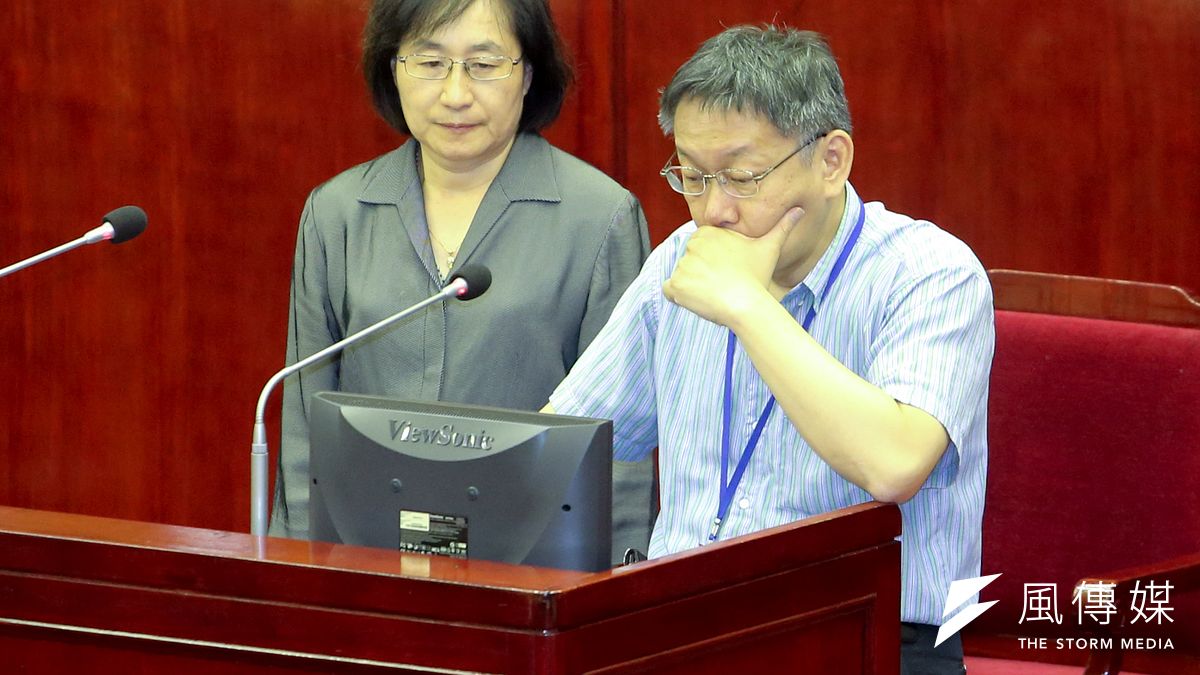 辭去台北市交通局長的鍾慧諭,仍在臉書貼文挺台北市長柯文哲。(資料照片,陳明仁攝) 辭去台北市交通局長的鍾慧諭,仍在臉書貼文挺台北市長柯文哲。(資料照片,陳明仁攝)