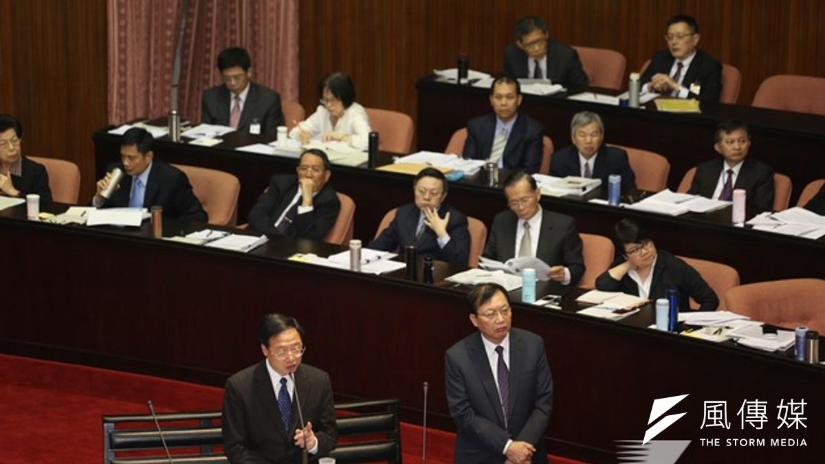 立院開議在即,行政院長江宜樺通令部會首長,要積極向立委爭取,讓重要法案過關。(資料照片,余志偉攝) 立院開議在即,行政院長江宜樺通令部會首長,要積極向立委爭取,讓重要法案過關。(資料照片,余志偉攝)